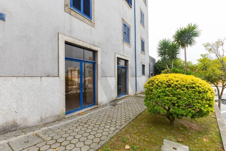 Loja para Venda em Canelas Foto 21