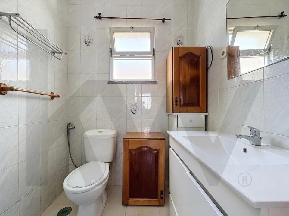 Moradia T2 para Venda em Romeira e Várzea Foto 14