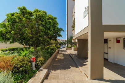 Apartamento T4 para Venda em Águas Livres