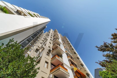 Apartamento T4 para Venda em Águas Livres