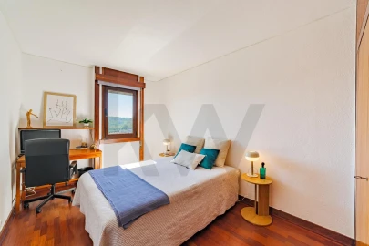 Apartamento T4 para Venda em Águas Livres