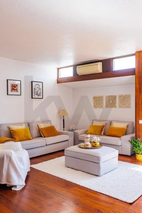 Apartamento T4 para Venda em Águas Livres