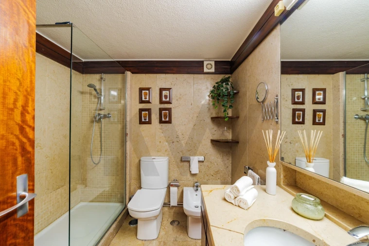 Apartamento T4 para Venda em Águas Livres Foto 37