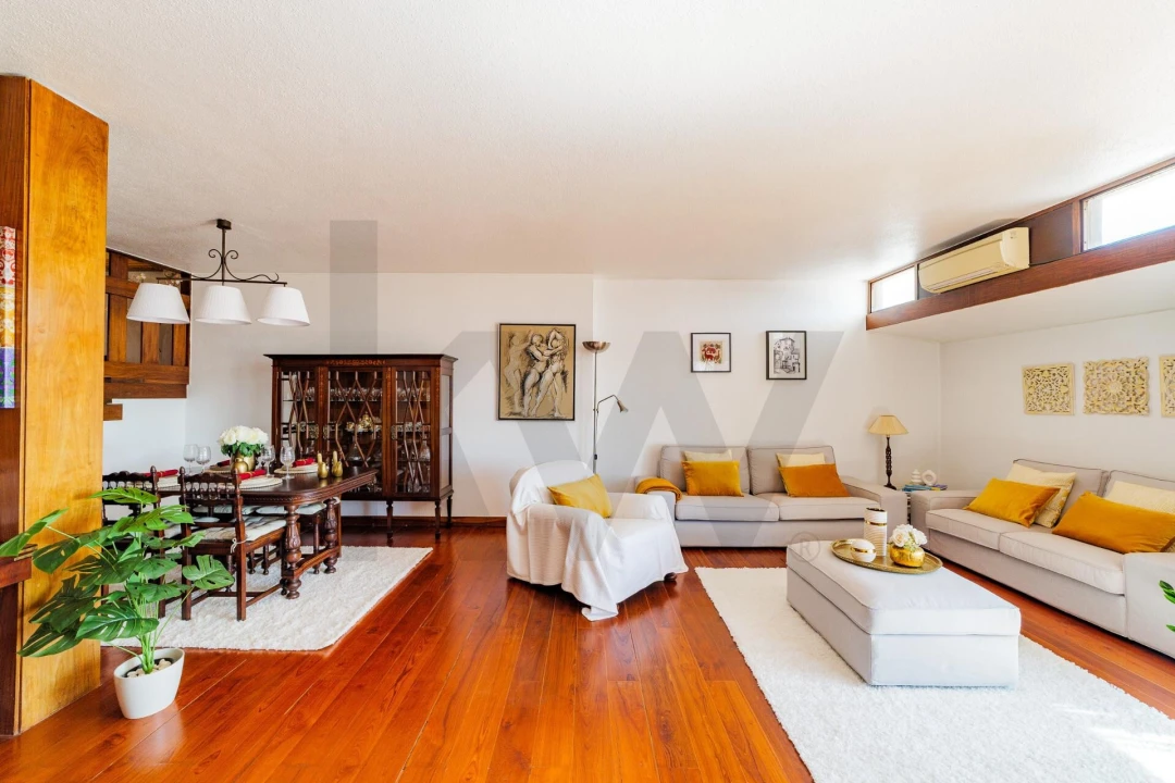 Apartamento T4 para Venda em Águas Livres Foto 6