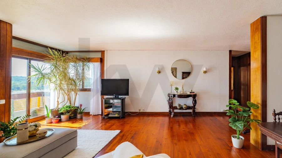 Apartamento T4 para Venda em Alfragide