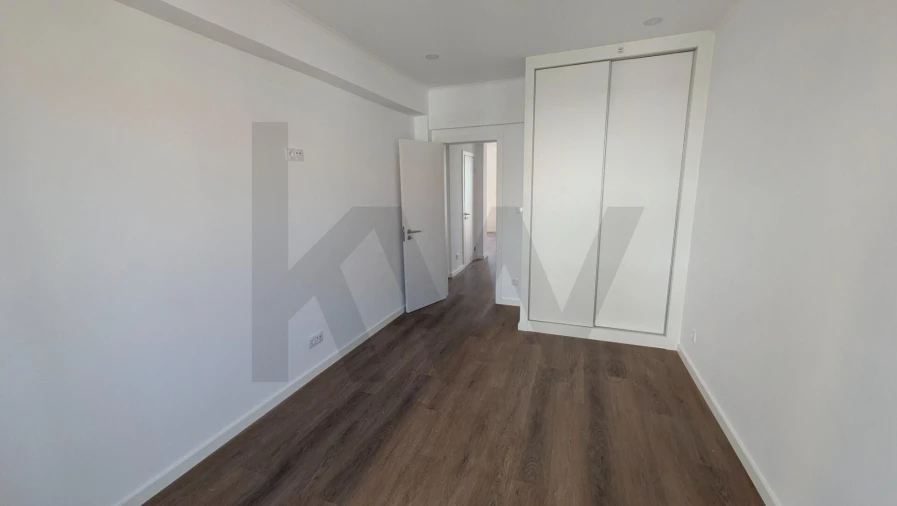 Apartamento T3 para Venda em Venteira Foto 3