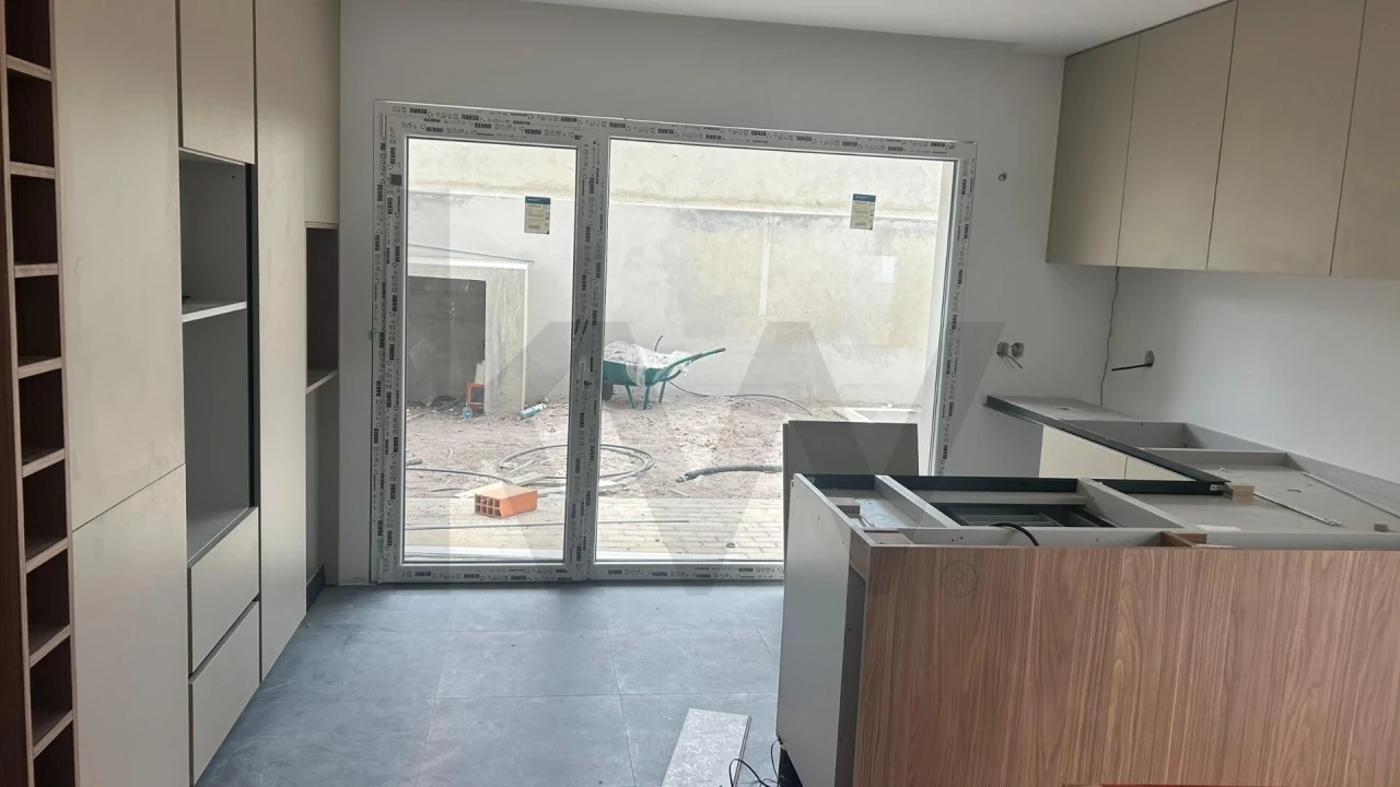 Moradia T3 para Venda em Fernao Ferro Foto 15