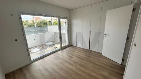 Moradia T3 para Venda em Fernao Ferro