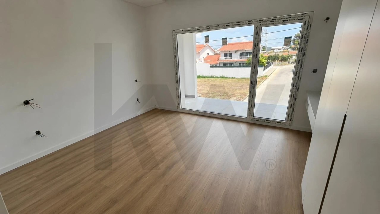 Moradia T3 para Venda em Fernao Ferro Foto 23