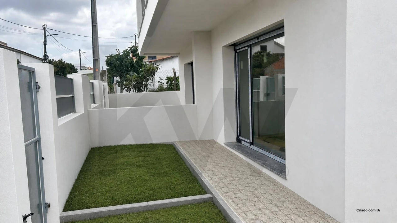 Moradia T3 para Venda em Fernao Ferro Foto 5