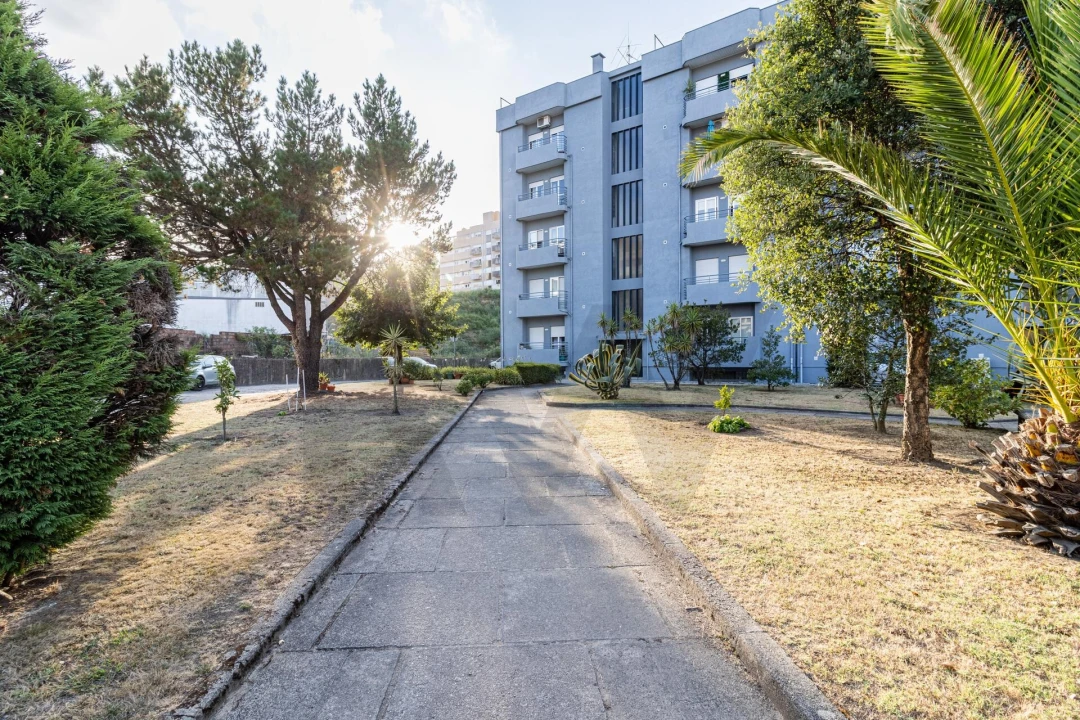 Apartamento T3 para Venda em São João da Madeira Foto 2