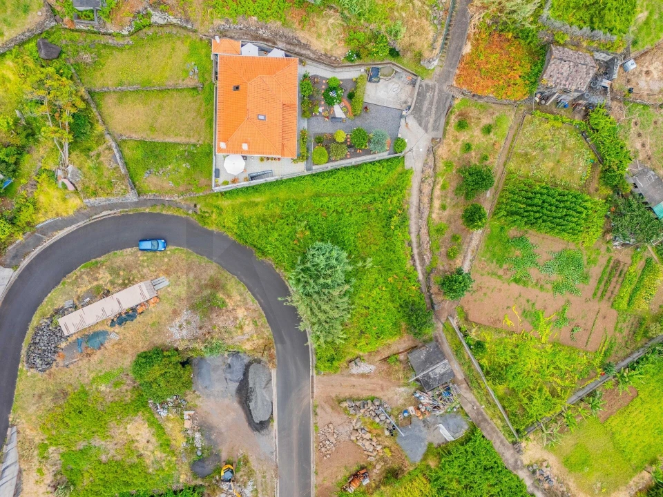 Terreno para Venda em Ponta Delgada Foto 2