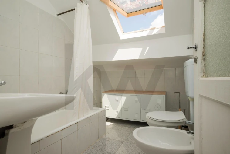 Apartamento T2 para Arrendamento em Santa Maria Maior Foto 7