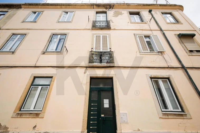 Apartamento T2 para Arrendamento em Santa Maria Maior Foto 24