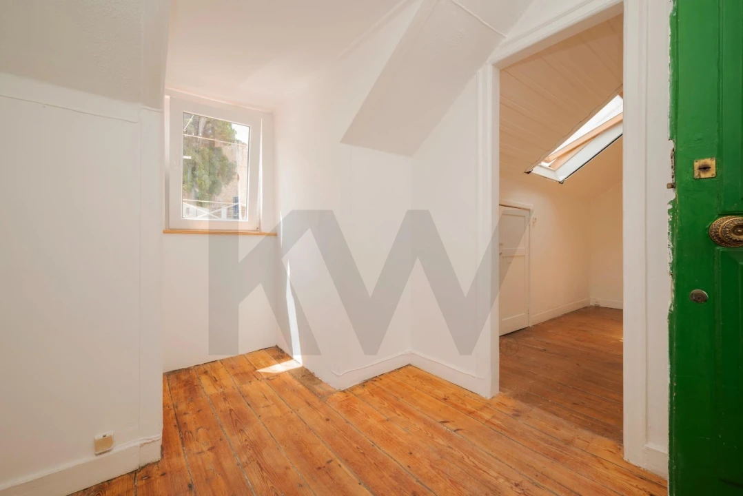 Apartamento T2 para Arrendamento em Santa Maria Maior Foto 12