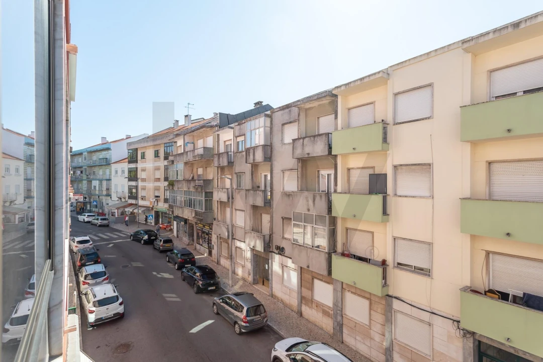 Apartamento T2 para Venda em Queluz e Belas Foto 22