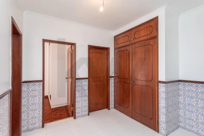 Apartamento T2 para Venda em Queluz e Belas