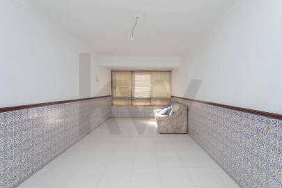 Apartamento T2 para Venda em Queluz e Belas