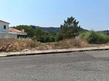 Terreno para Venda em Enxara do Bispo, Gradil e Vila Franca do Rosário