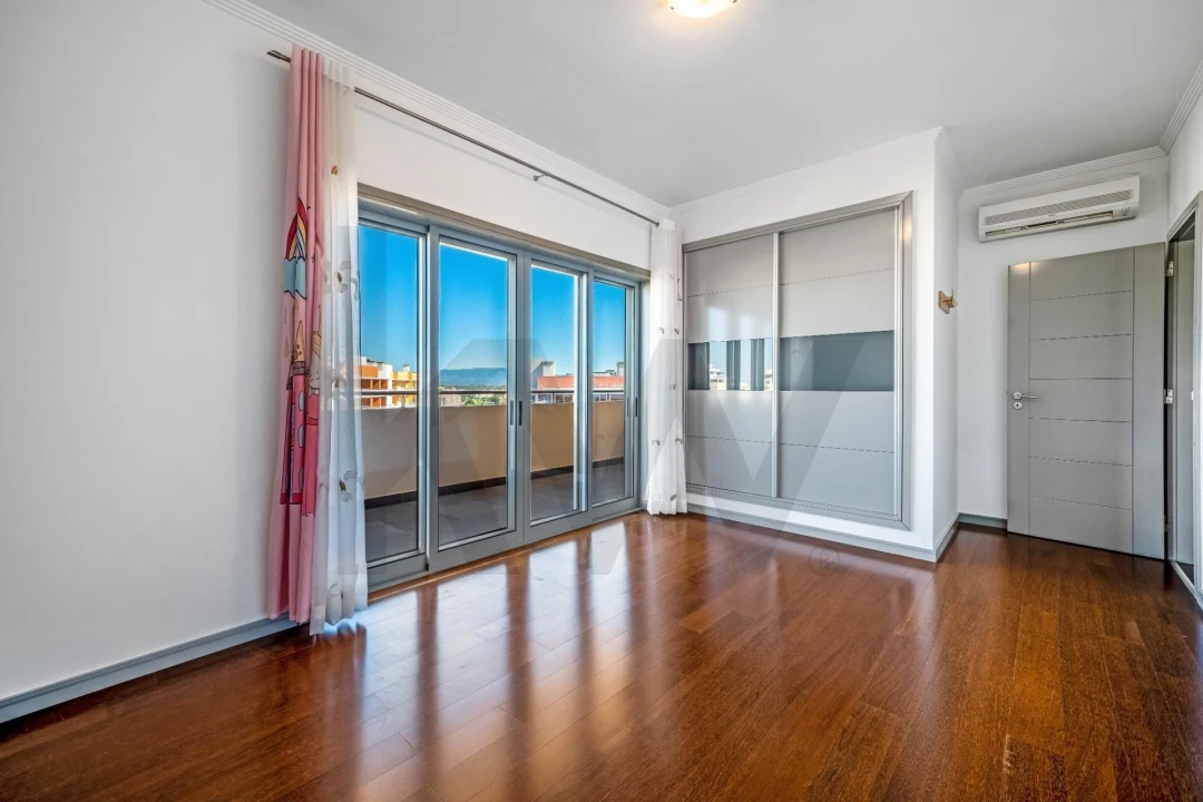 Apartamento T3 para Venda em Portimão Foto 20