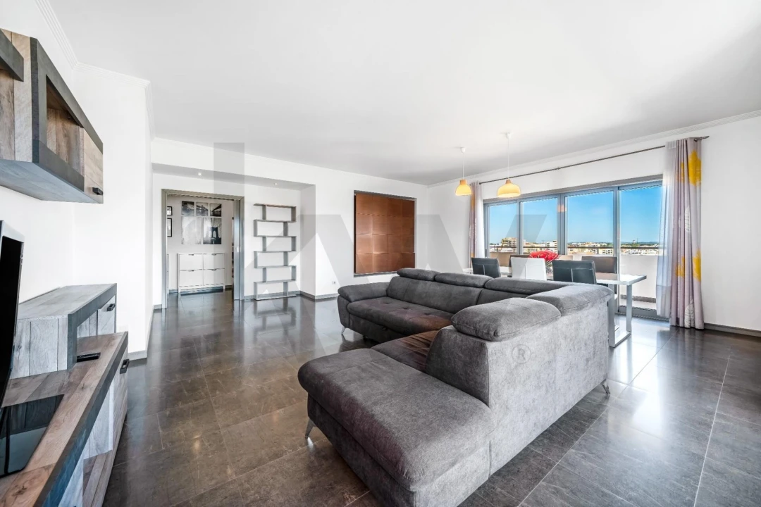Apartamento T3 para Venda em Portimão Foto 6
