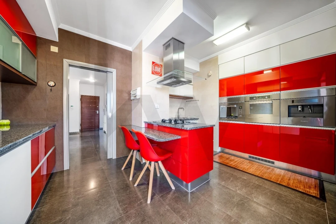 Apartamento T3 para Venda em Portimão Foto 11