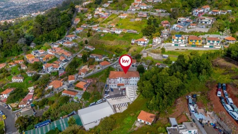 Armazém para Arrendamento em São Gonçalo