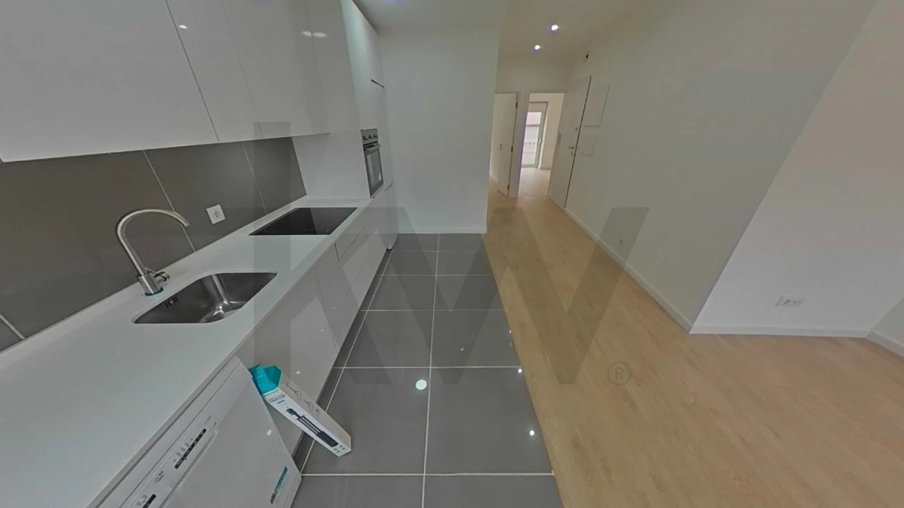 Apartamento T3 para Venda em Alfragide Foto 16