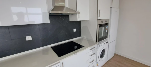 Apartamento T3 para Venda em Alfragide