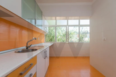 Apartamento T2 para Venda em Rio de Mouro