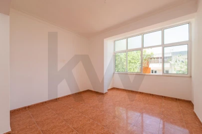 Apartamento T2 para Venda em Rio de Mouro