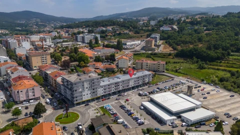 Loja para Venda em Vila Chã, Codal e Vila Cova de Perrinho