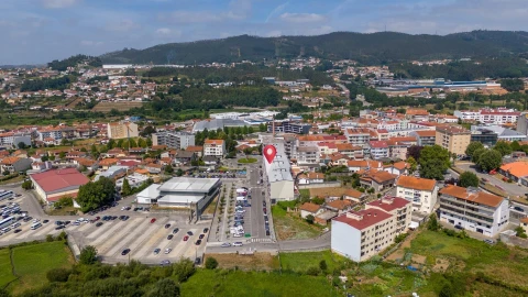 Loja para Venda em Vila Chã, Codal e Vila Cova de Perrinho