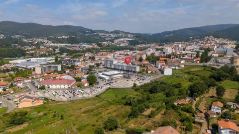 Loja para Venda em Vila Chã, Codal e Vila Cova de Perrinho