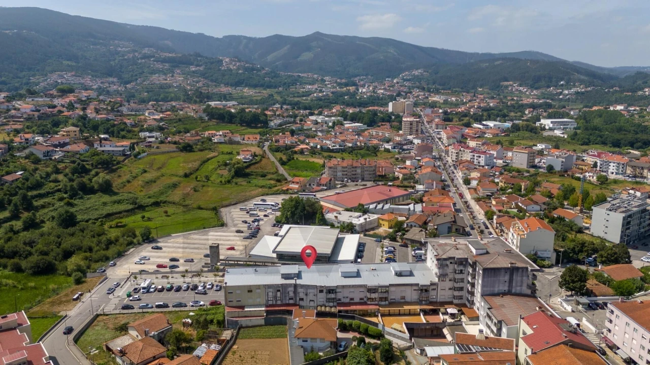 Loja para Venda em Vila Chã, Codal e Vila Cova de Perrinho Foto 5