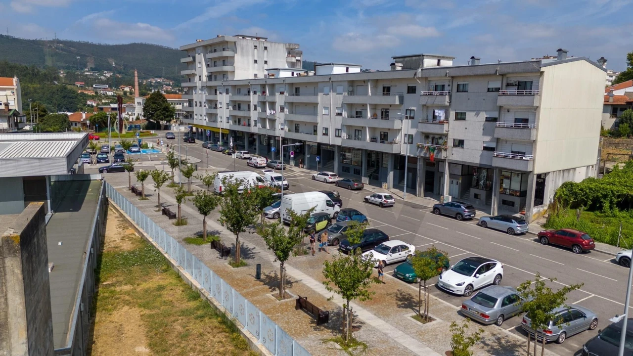 Loja para Venda em Vila Chã, Codal e Vila Cova de Perrinho Foto 17