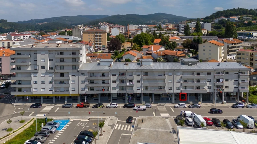 Loja para Venda em Vila Chã, Codal e Vila Cova de Perrinho Foto 3