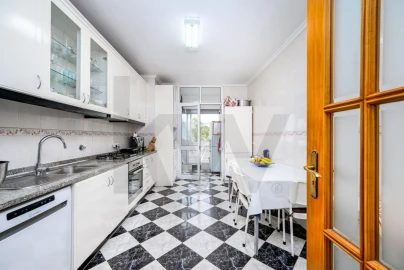 Apartamento T3 para Venda em Esmoriz