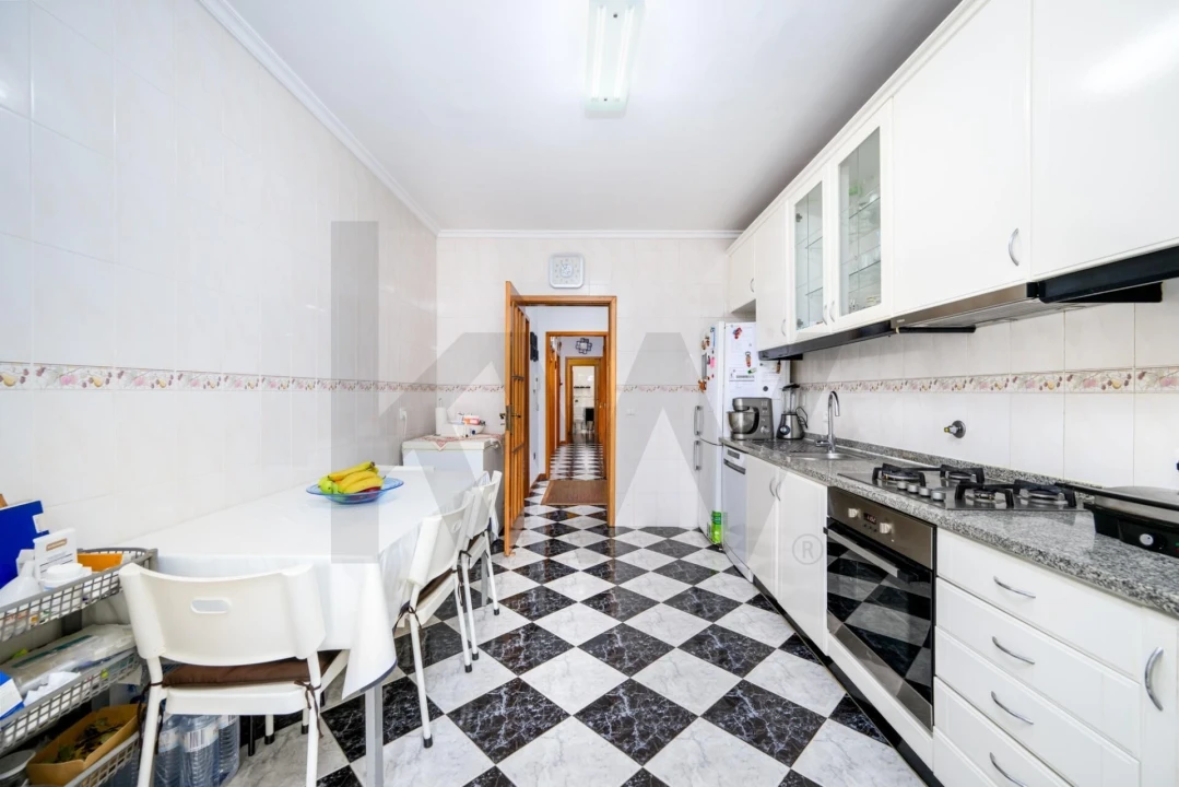 Apartamento T3 para Venda em Esmoriz Foto 7