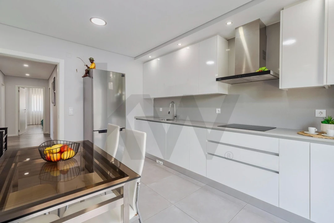 Apartamento T3 para Venda em Fernao Ferro Foto 7