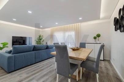 Apartamento T3 para Venda em Fernao Ferro
