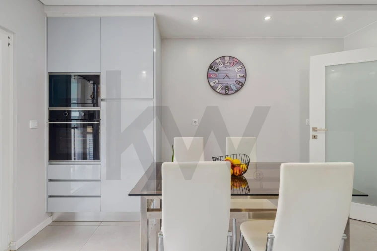 Apartamento T3 para Venda em Fernao Ferro Foto 5