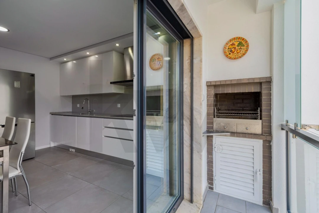 Apartamento T3 para Venda em Fernao Ferro Foto 8