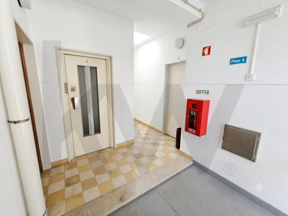 Apartamento T4 para Venda em Olivais Foto 37