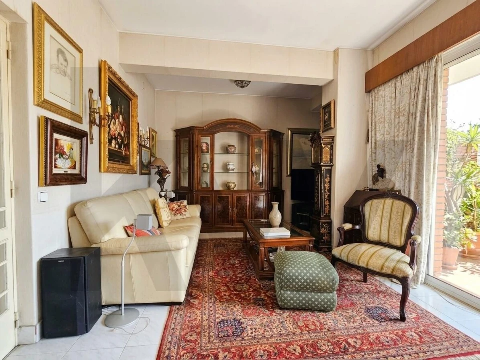 Apartamento T4 para Venda em Olivais Foto 3