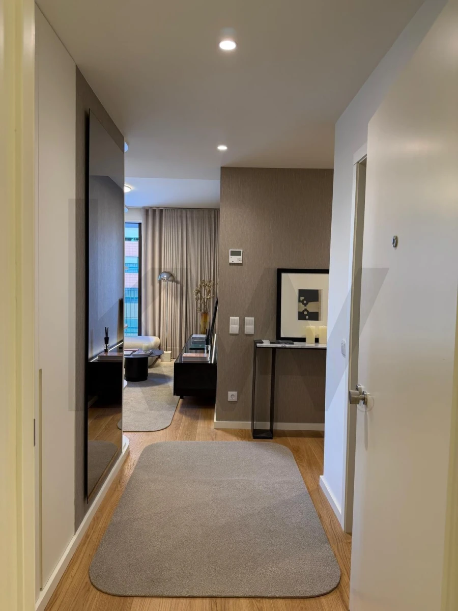 Apartamento T4 para Venda em Santa Marinha e São Pedro da Afurada Foto 5