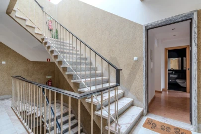 Apartamento T1 para Arrendamento em Vialonga
