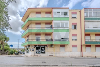 Apartamento T1 para Arrendamento em Vialonga