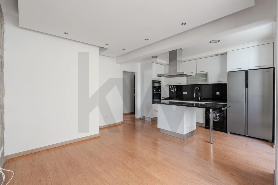 Apartamento T1 para Arrendamento em Vialonga Foto 3