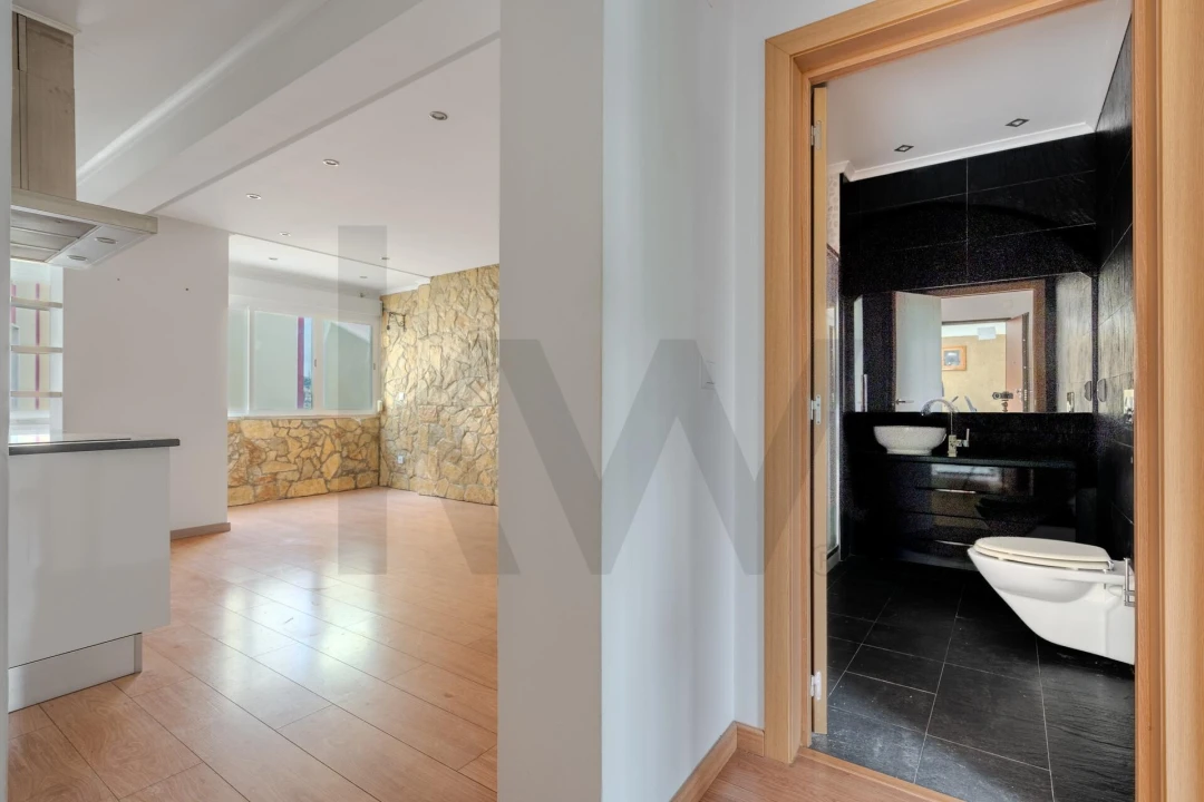 Apartamento T1 para Arrendamento em Vialonga Foto 7